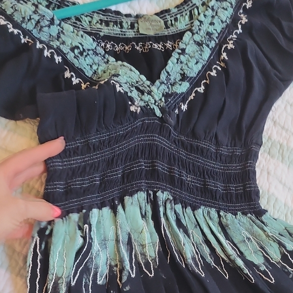 Chic Black and Green Women's Mini Dress - Picture 5 of 7